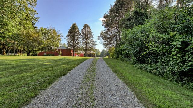 11678 E Grand River Avenue, Portland, MI 48875