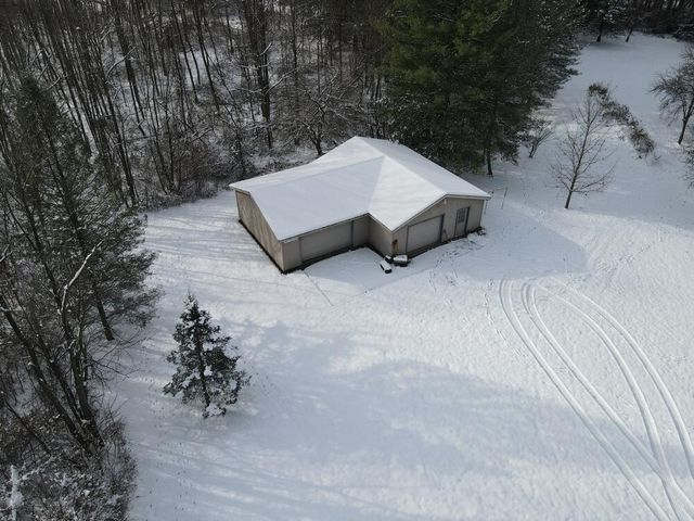 11678 E Grand River Avenue, Portland, MI 48875