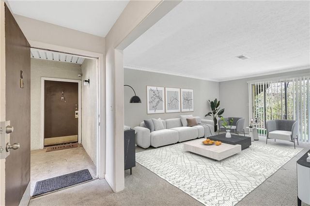 2390 Lawrenceville Highway, Decatur, GA 30033