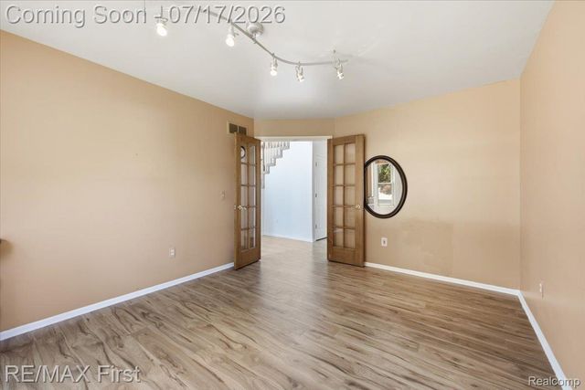 50443 Middle River Drive, Macomb Township, MI 48044