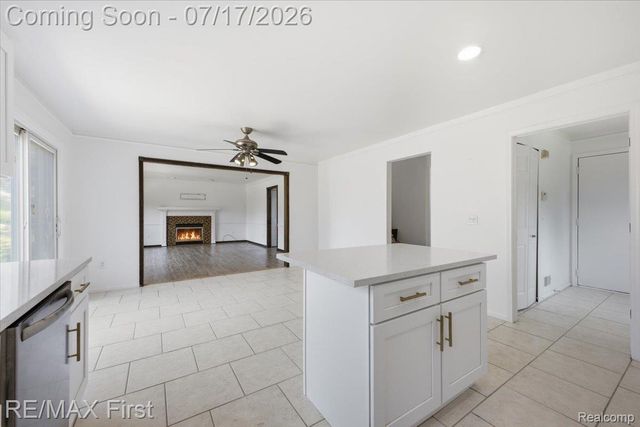 50443 Middle River Drive, Macomb Township, MI 48044