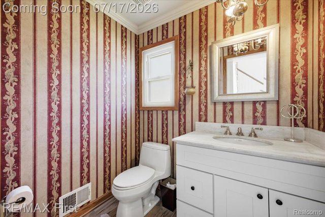 50443 Middle River Drive, Macomb Township, MI 48044