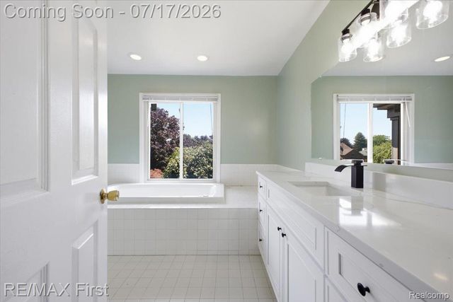 50443 Middle River Drive, Macomb Township, MI 48044