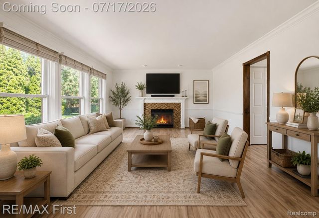 50443 Middle River Drive, Macomb Township, MI 48044