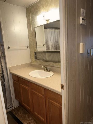 2300 E Valley PKWY 109, Escondido, CA 92027