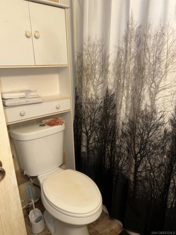 2300 E Valley PKWY 109, Escondido, CA 92027