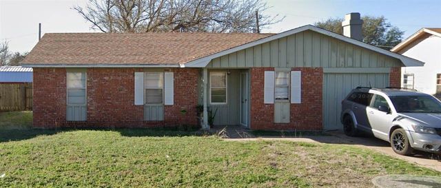 612 Briarwood Ln, Frederick, OK 73542