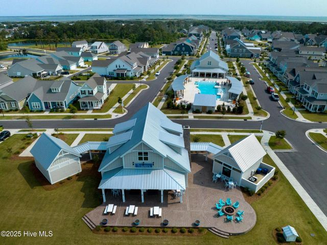 503 Swan Court, Beaufort, NC 28516