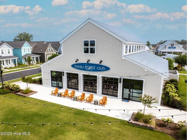 503 Swan Court, Beaufort, NC 28516