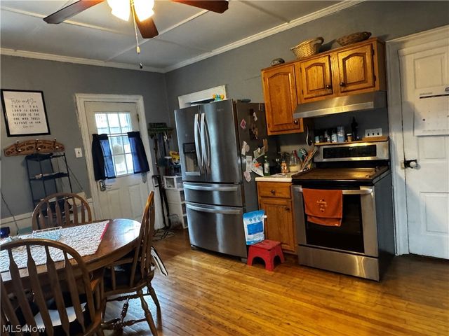 46 S Crawford Street, Millersburg, OH 44654