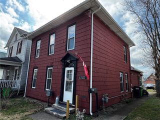 46 S Crawford Street, Millersburg, OH 44654