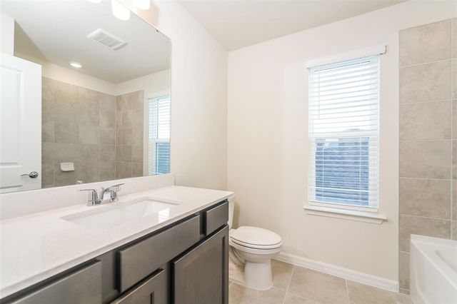 3734 HADDON AVENUE, Davenport, FL 33837