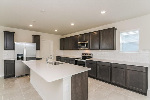 3734 HADDON AVENUE, Davenport, FL 33837