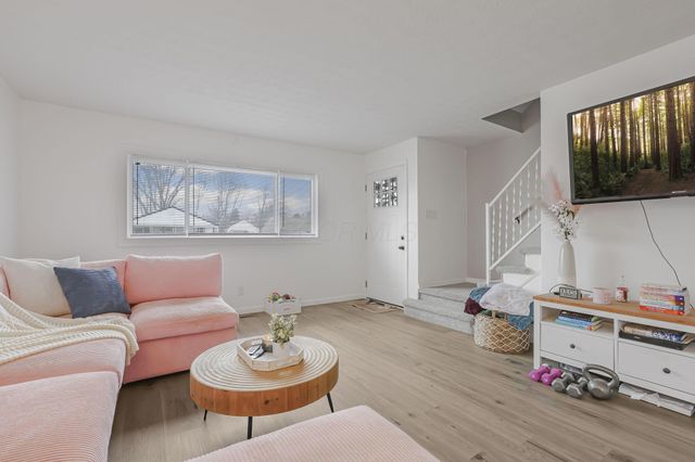 2227 Marcia Drive, Columbus, OH 43211