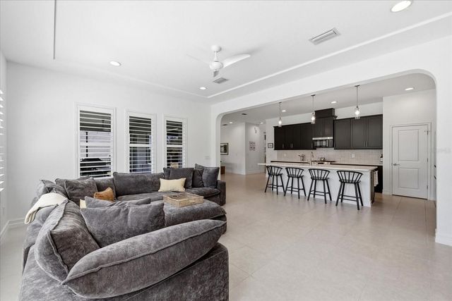 12022 MEDLEY TERRACE, Lakewood Ranch, FL 34211