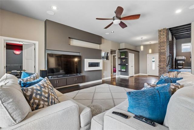 1516 NW 176th Street, Edmond, OK 73012