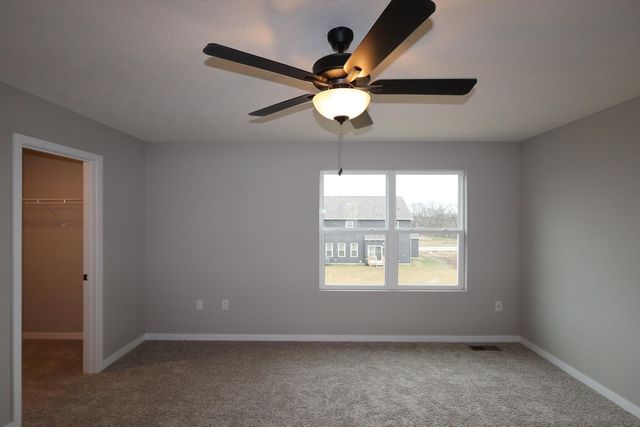 358 Oakmont Drive, Commercial Point, OH 43116