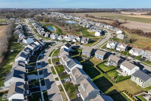 358 Oakmont Drive, Commercial Point, OH 43116