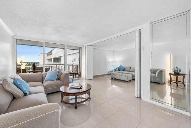 3546 S OCEAN Boulevard 815, South Palm Beach, FL 33480