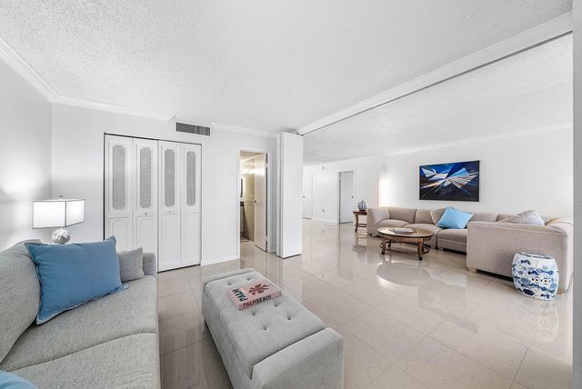 3546 S OCEAN Boulevard 815, South Palm Beach, FL 33480