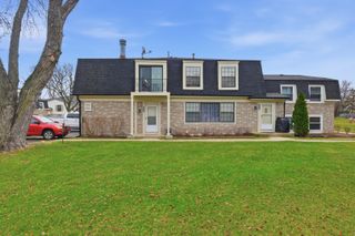 2198 N Oakbrook Circle 2198, Palatine, IL 60074