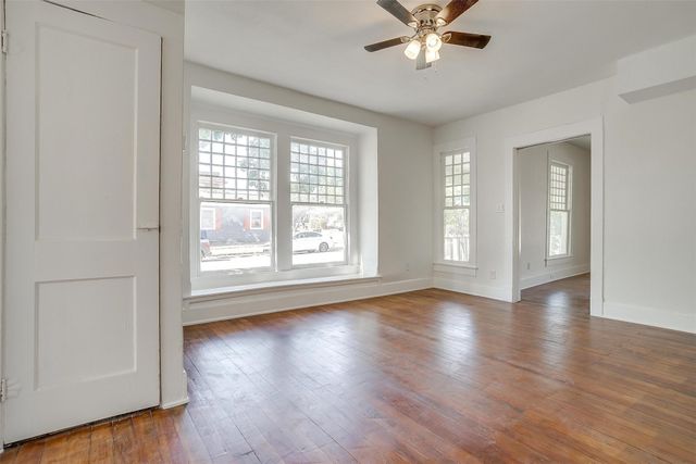 1329 Hurley Avenue, Fort Worth, TX 76104