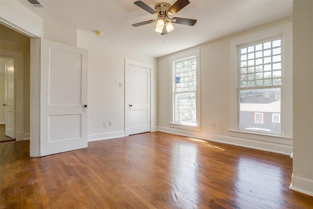 1329 Hurley Avenue, Fort Worth, TX 76104