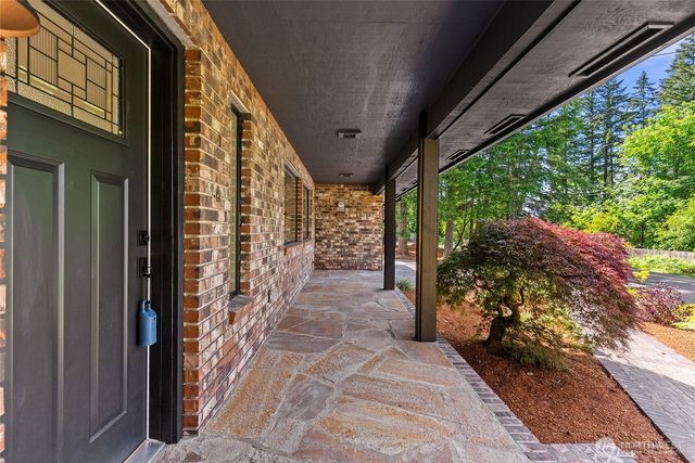 3813 27th Avenue SE, Olympia, WA 98501