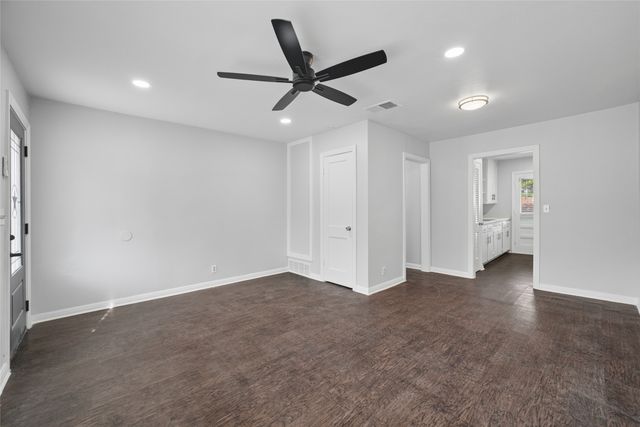 2333 Bird Street, Fort Worth, TX 76111