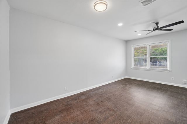 2333 Bird Street, Fort Worth, TX 76111