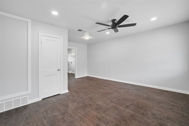 2333 Bird Street, Fort Worth, TX 76111