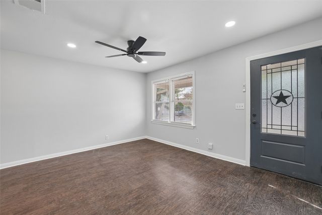 2333 Bird Street, Fort Worth, TX 76111