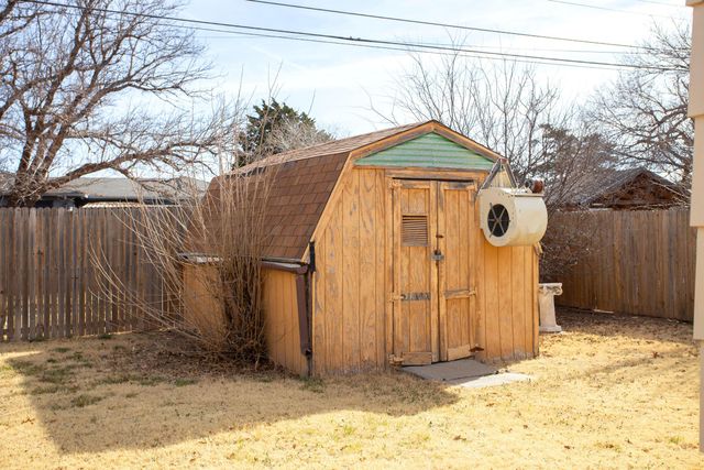 4413 S FANNIN Street, Amarillo, TX 79110