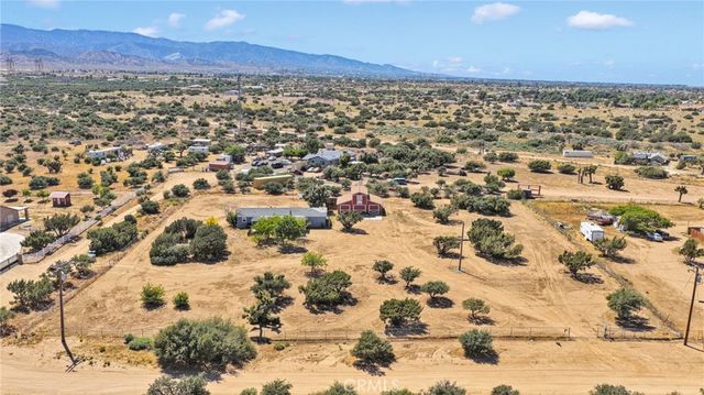 8074 Mira Mar Road, Phelan, CA 92371