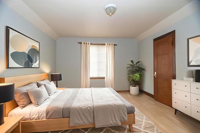 2235 N Tripp Avenue, Chicago, IL 60639