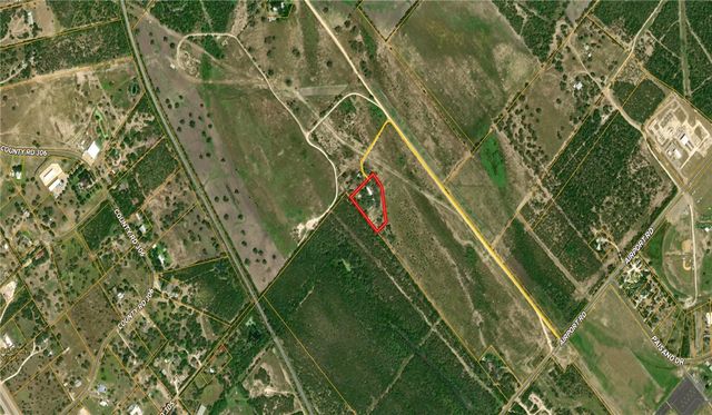 191 Airport Rd, George West, TX 78022