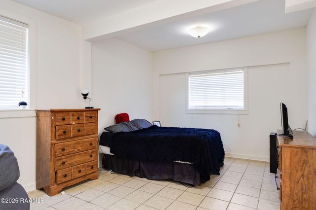 305 Henry Street, New Iberia, LA 70563