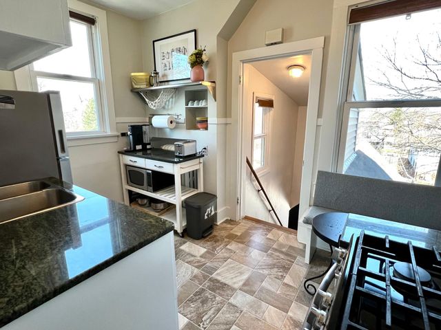 993 Fairmount Avenue, Saint Paul, MN 55105
