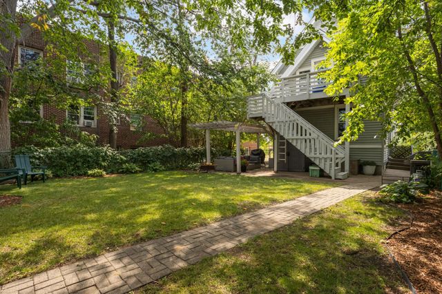 993 Fairmount Avenue, Saint Paul, MN 55105