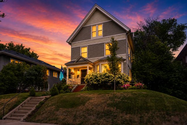 993 Fairmount Avenue, Saint Paul, MN 55105