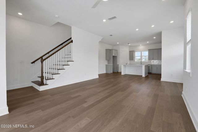 1091 1ST Avenue N, Jacksonville Beach, FL 32250
