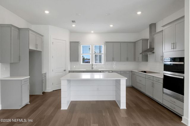 1091 1ST Avenue N, Jacksonville Beach, FL 32250