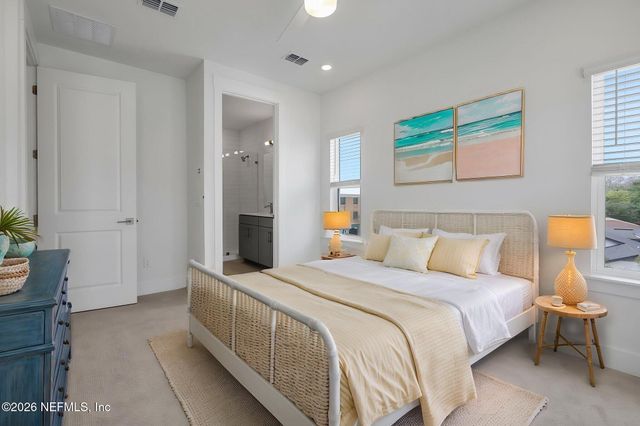 1091 1ST Avenue N, Jacksonville Beach, FL 32250