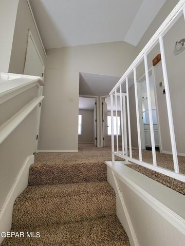 3200 MOUNTAIN RIDGE Drive, El Paso, TX 79904
