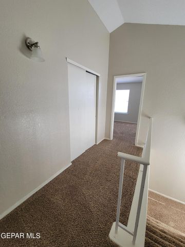 3200 MOUNTAIN RIDGE Drive, El Paso, TX 79904