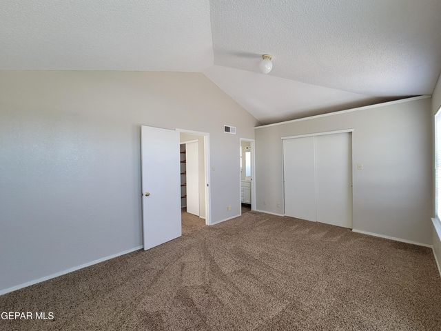 3200 MOUNTAIN RIDGE Drive, El Paso, TX 79904