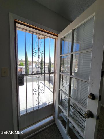 3200 MOUNTAIN RIDGE Drive, El Paso, TX 79904