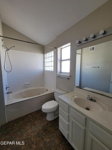 3200 MOUNTAIN RIDGE Drive, El Paso, TX 79904