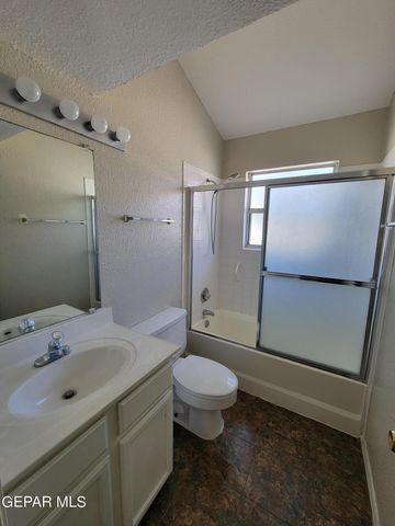 3200 MOUNTAIN RIDGE Drive, El Paso, TX 79904