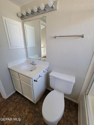 3200 MOUNTAIN RIDGE Drive, El Paso, TX 79904